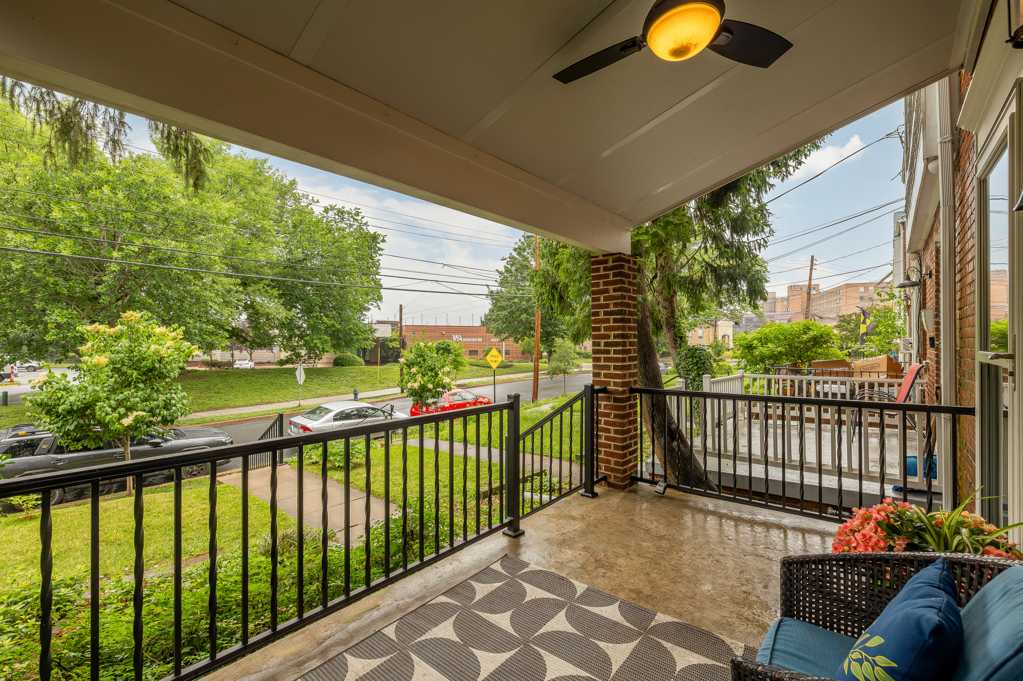 907 Varnum Street NE_Porch